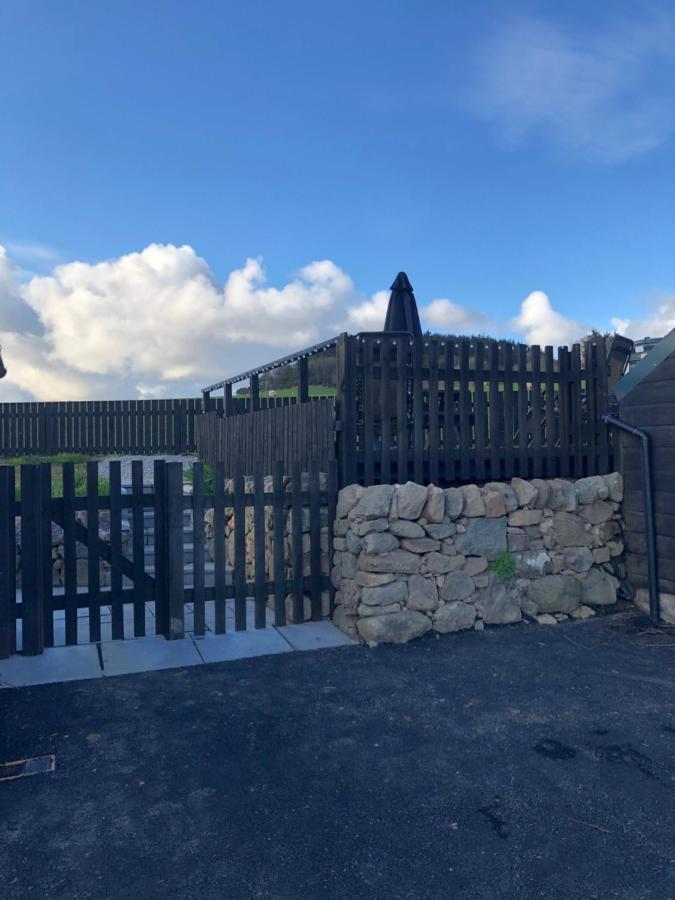 Bruxie Holiday Cottages - Honeysuckle Cottage Maud Екстериор снимка